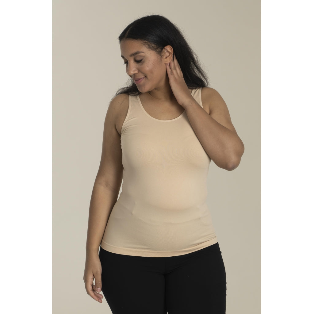 Sandgaard Top- Seamless shapewear - Kort, model New York