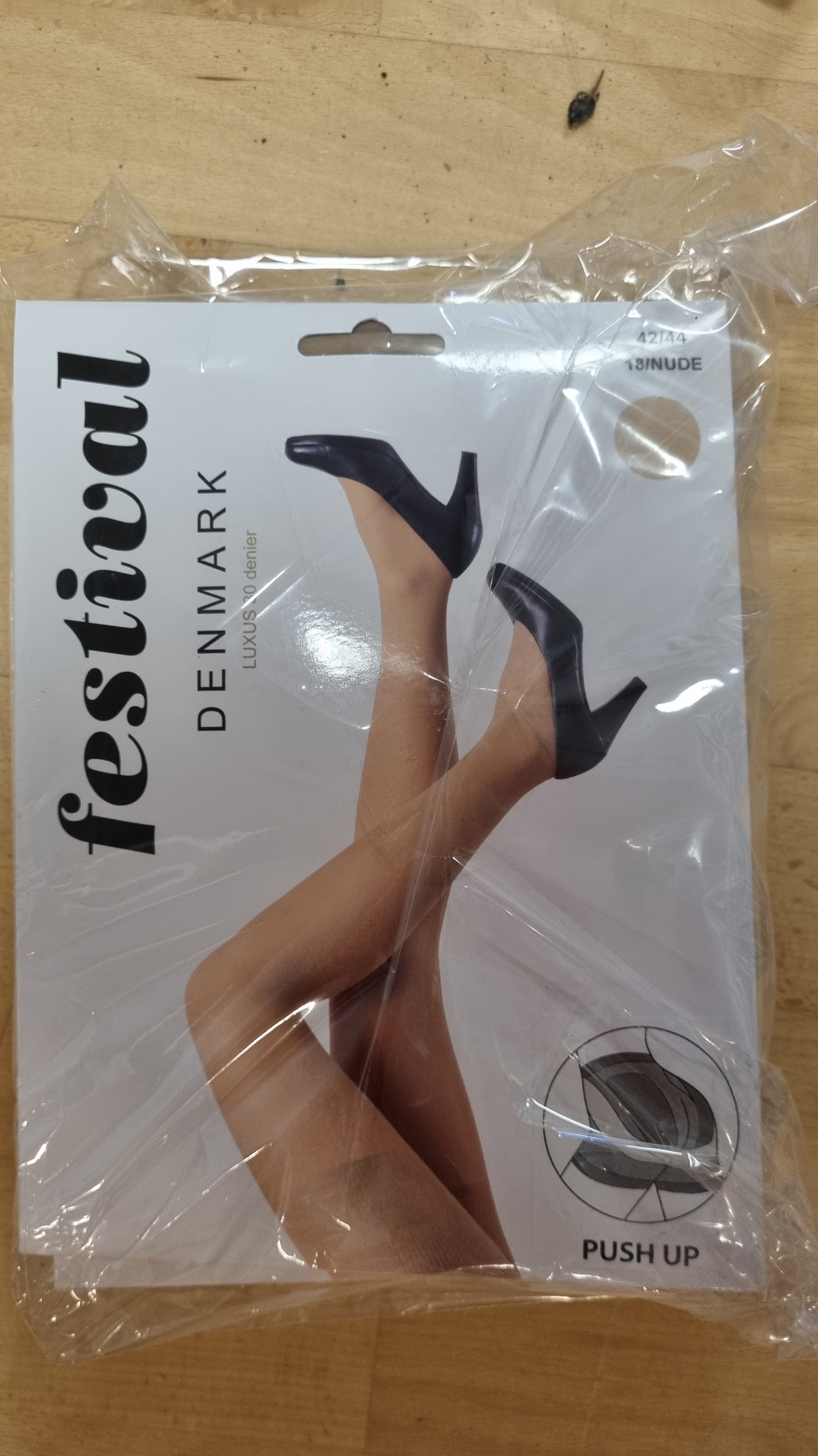 Festival push up 30/ 18 nude