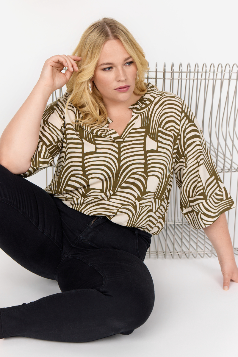 wasabi kortærmet bluse wa-lovis 2 grøn/sand kombi