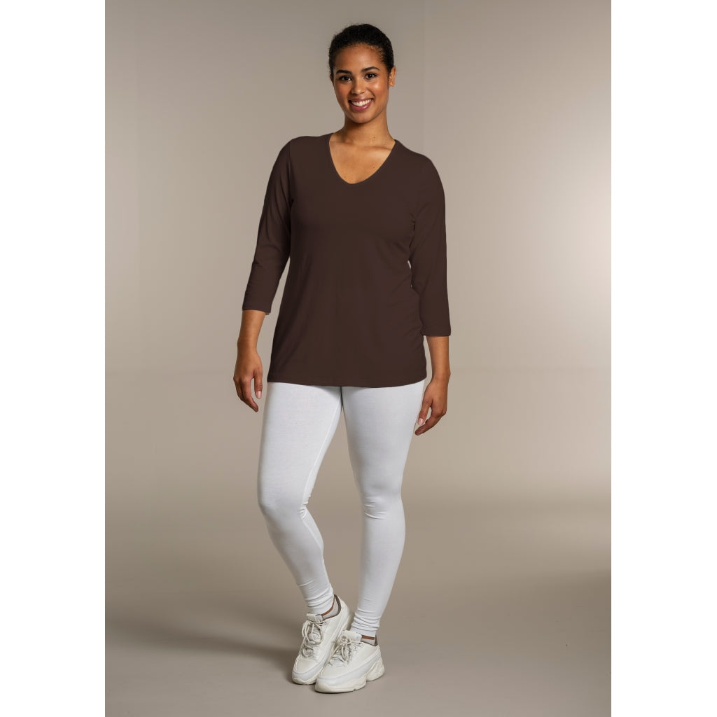 Sandgaard basis bluse, model Amsterdam brun