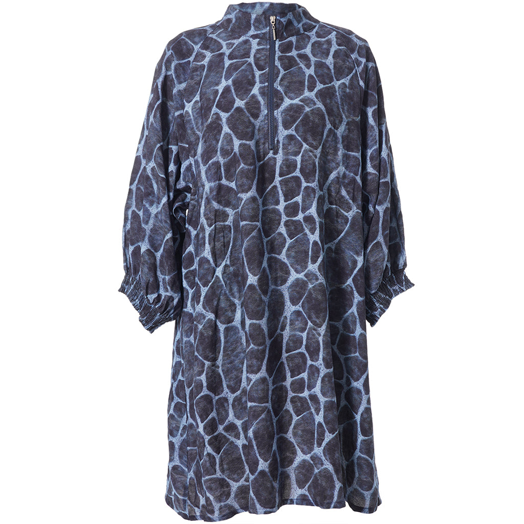 studio kjole SAya blå giraf print