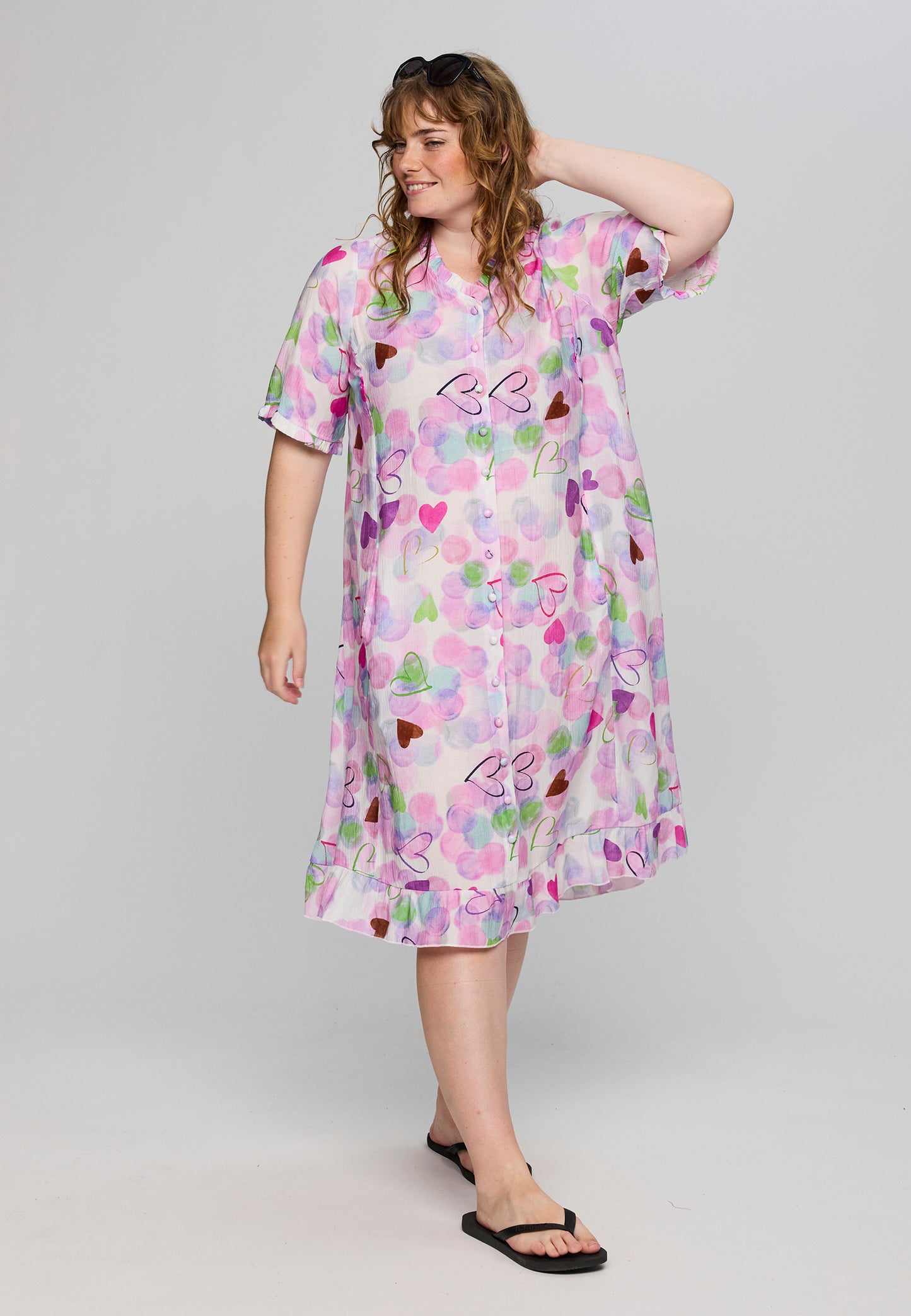 Studio kjole SSally hvid med pink/lilla print