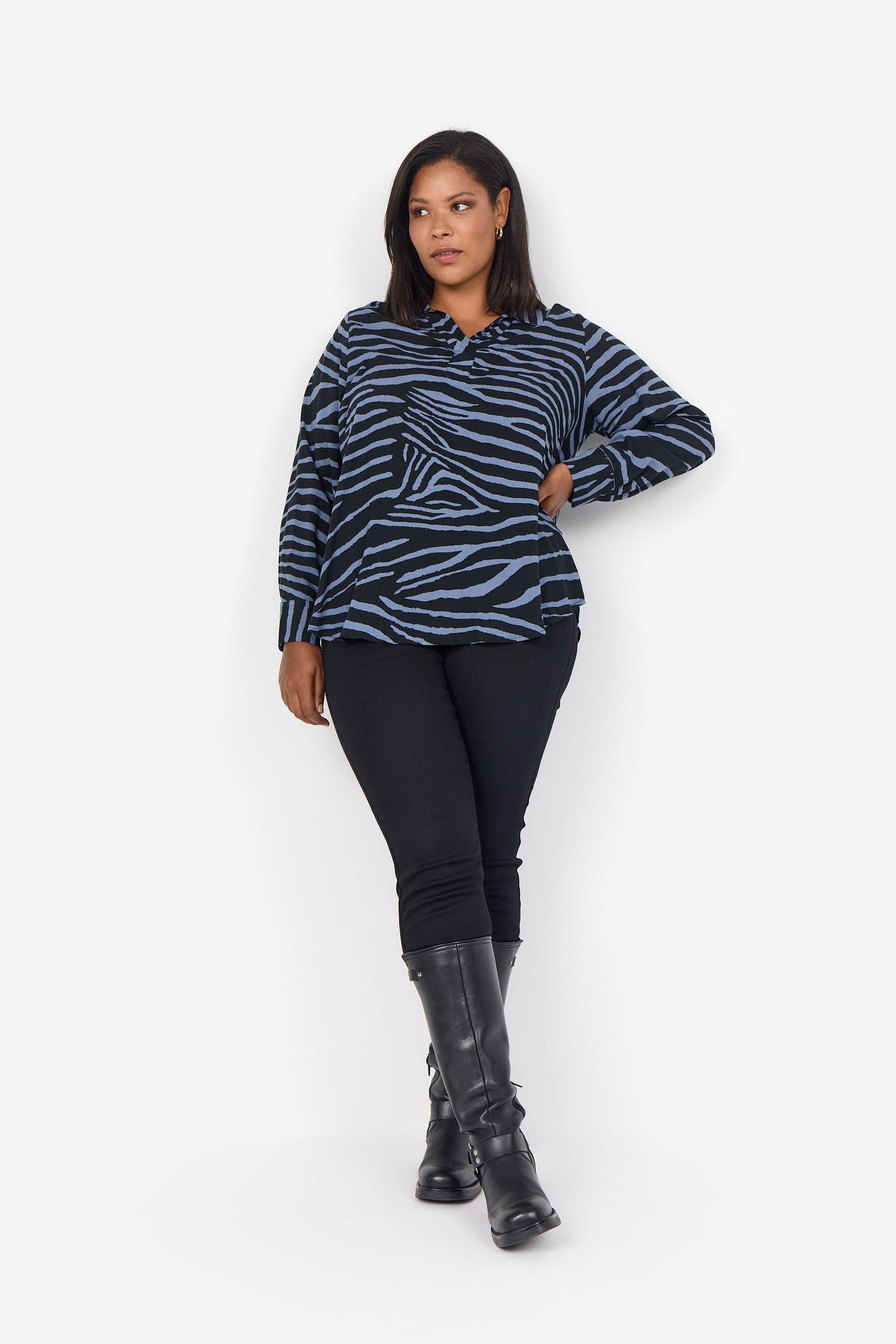 wasabi bluse wa-kenja 2 blå kombi