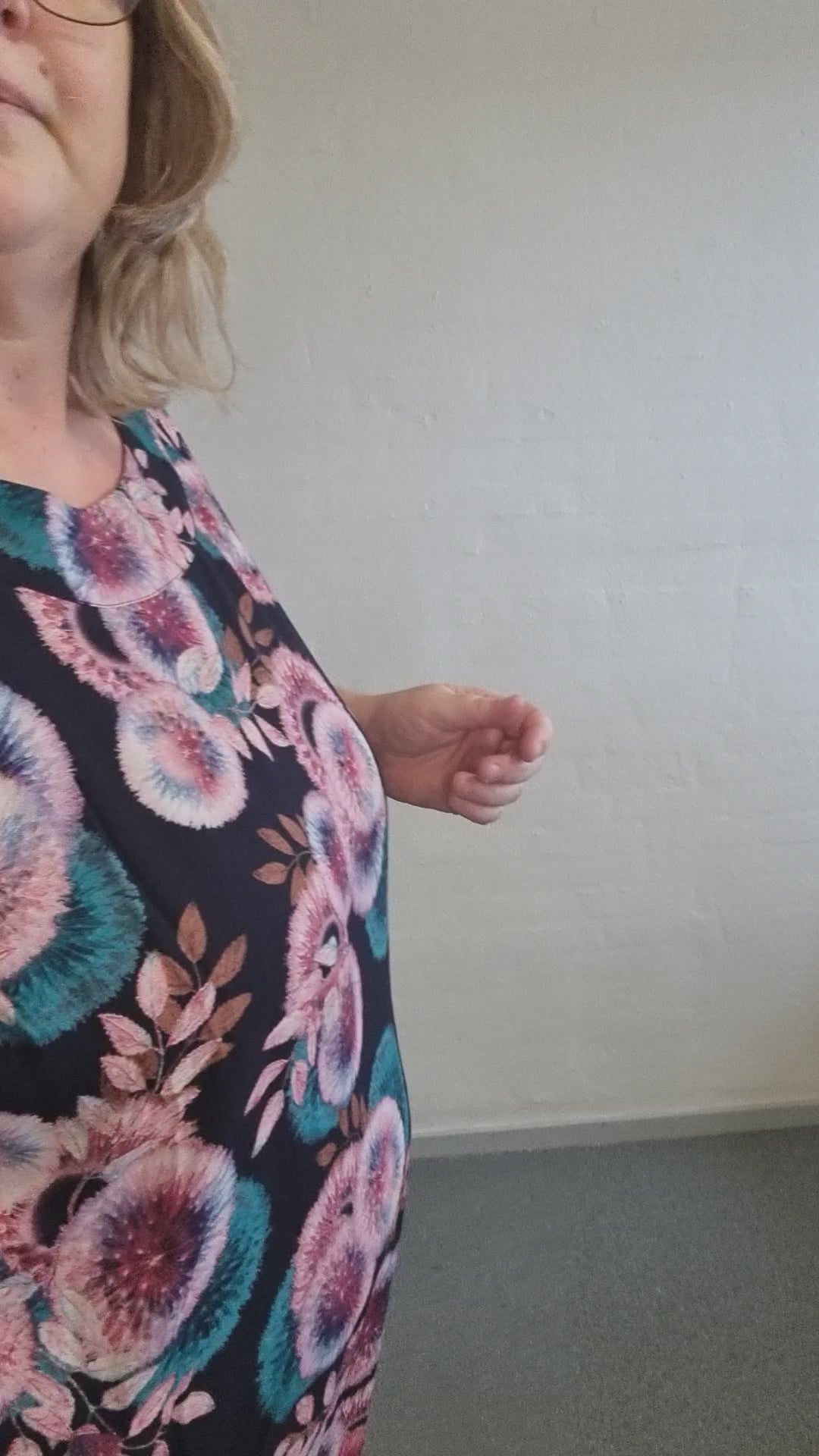 studio kjole SLonetta pink blomster print