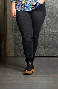 plussize jeans